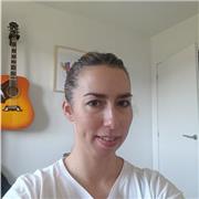 Profesora licenciada en Farmacia, ofrece clases de física y química, biología y matemáticas para ESO y Bachiller.